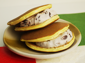 生クリームどら焼き